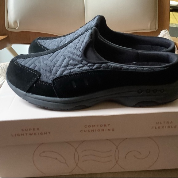 New in the box Black Traveltime Easy Spirits 9WW 9 Double Wide - Picture 3 of 8